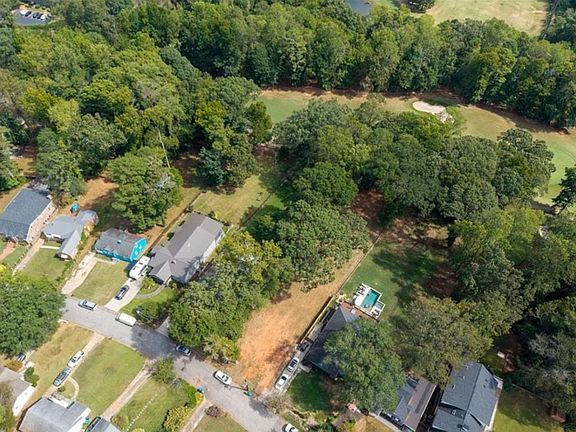 2nd image of 1694 Fairway Hill Dr SE #179