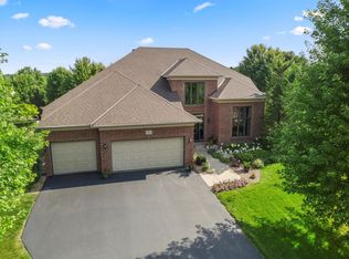 8281 Pondview Dr, Saint Bonifacius, MN 55375
