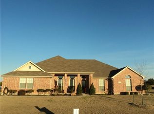 318 Cambridge Ct, Waxahachie, TX 75167