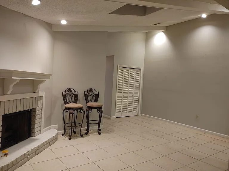 13923 Old Hammond Hwy — Photo 7