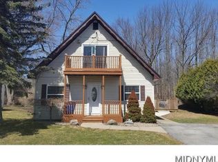 8697 Aitken Ave, Whitesboro, NY 13492