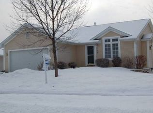 739 71st St NE, Cedar Rapids, IA 52402