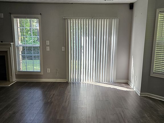 2nd image of 6091 Brookechase Ln