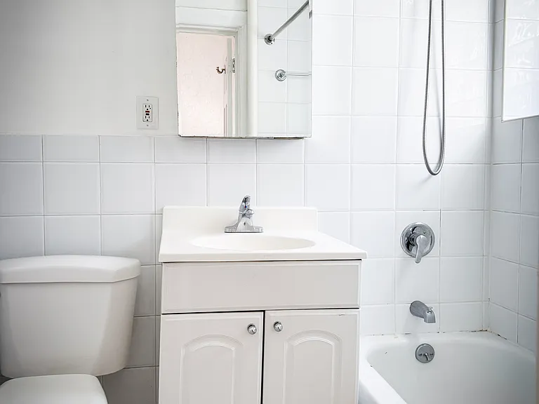170 Lexington Ave #3 — Photo 19