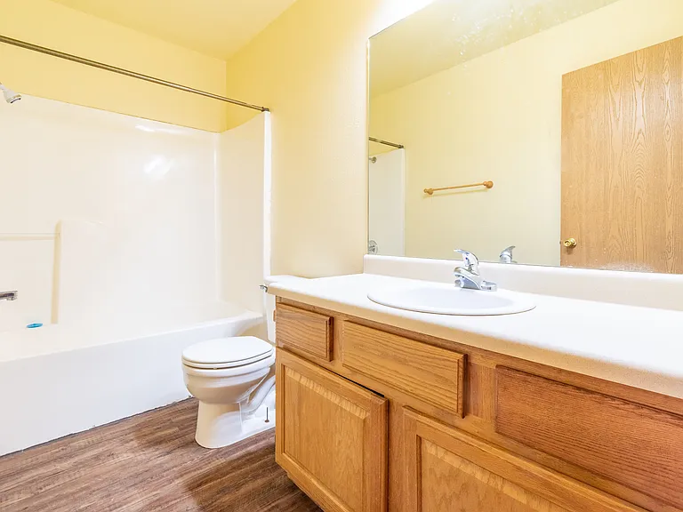 210 Meadow Ct #210 — Photo 5