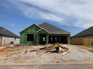 620 Skylar St, Centerton, AR 72719