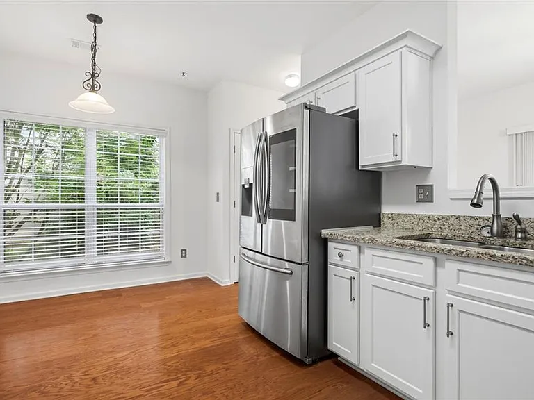 513 Stepney Ct SE — Photo 14