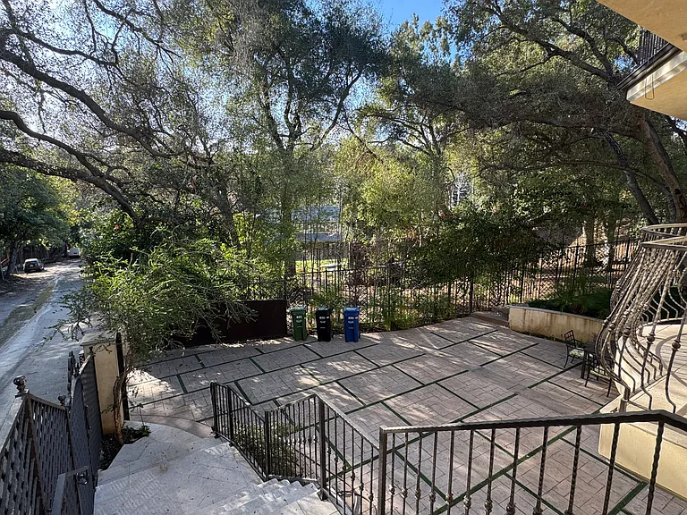 1020 N Moraga Dr — Photo 28