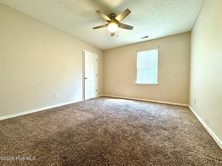 521 Jimmies Creek Dr — Photo 19