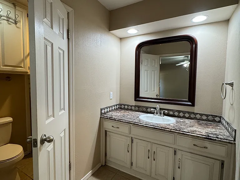 1726 Denim Ln — Photo 36