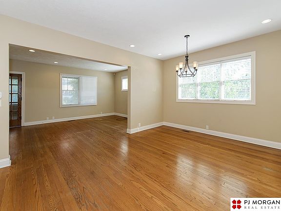 5th image of 3601 & 3603 Davenport St