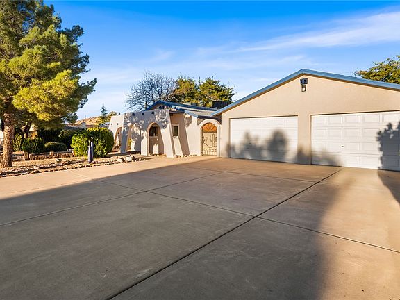 3rd image of 2120 Broudy Drive