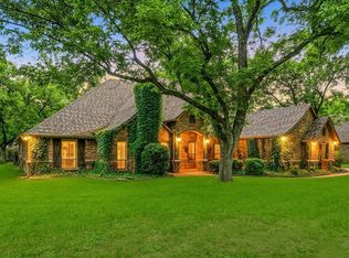 8753 S Monticello Cir, Granbury, TX 76049