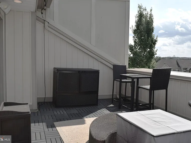22447 Verde Gate Ter — Photo 34
