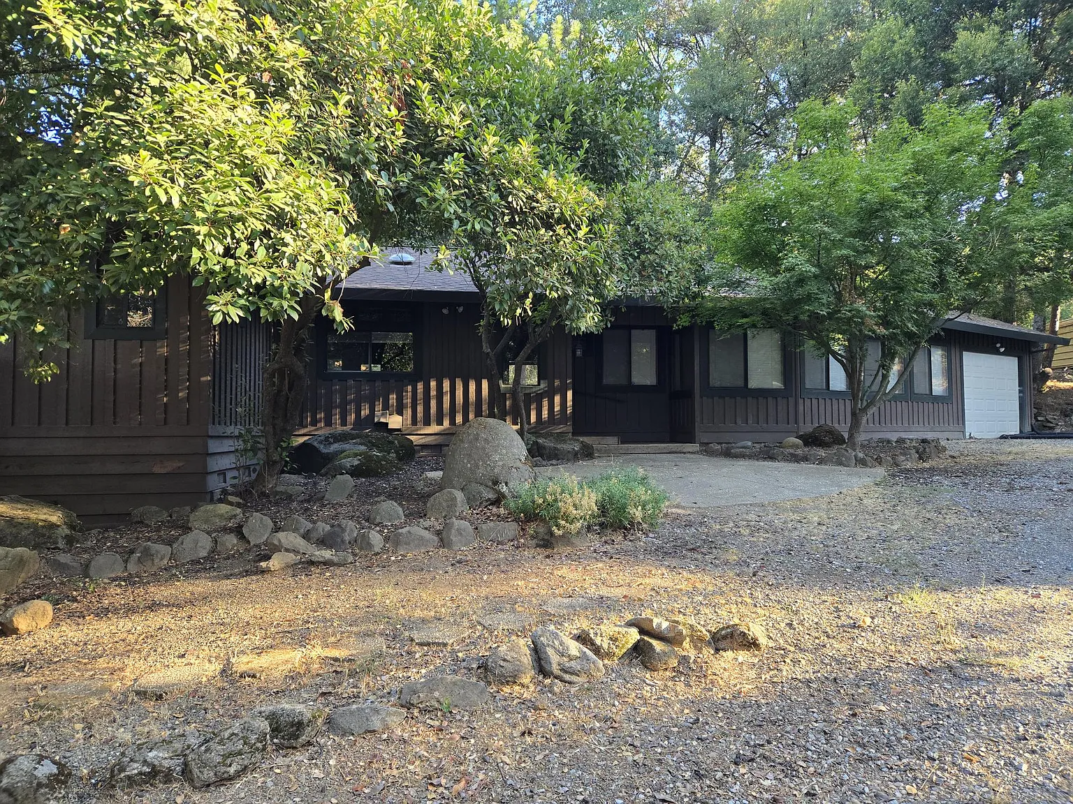 3 bed, 1532 sqft, $2,750 — Photo 2