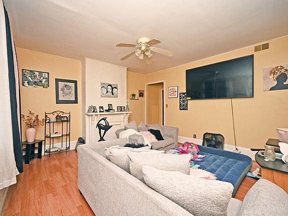 5th image of 436 Dayton St