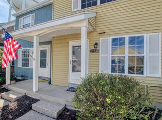 732 Pinckney Ct NW, Comstock Park, MI 49321