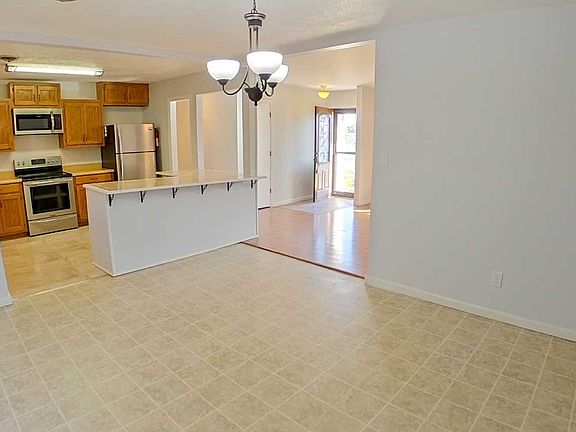 2nd image of 2487 Brookfield Dr