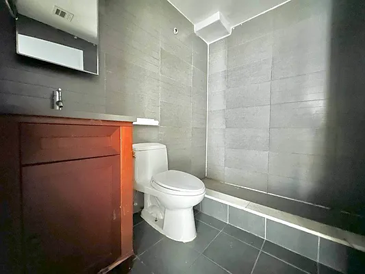 Rented by Doorway NYC, LLC | media 22