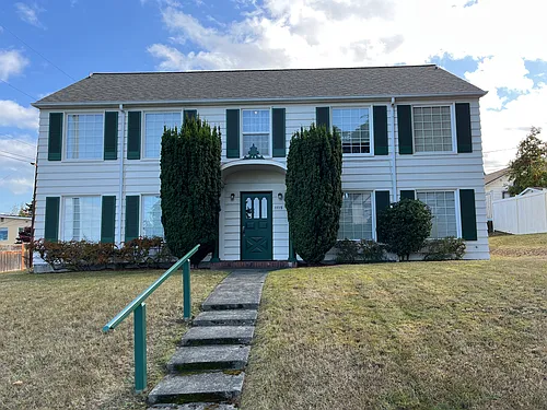 S Lincoln St Photo 1