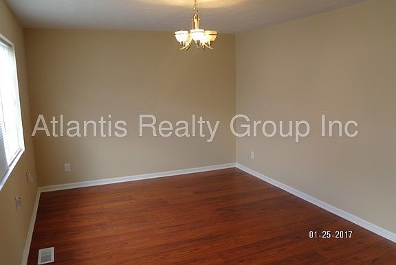 4th image of 1911 Keystone Lakes Dr