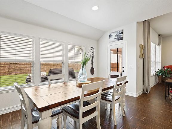 5th image of 1420 Millican Ln