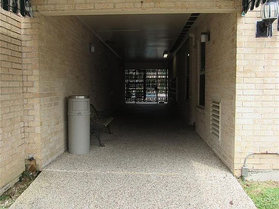 5th image of 2700 Whitney Pl APT 937