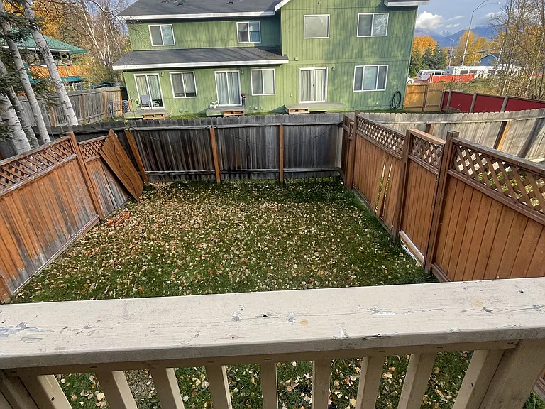 9115 Washburn St #B — Photo 22