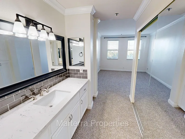 20331 Bluffside Cir #221 — Photo 16
