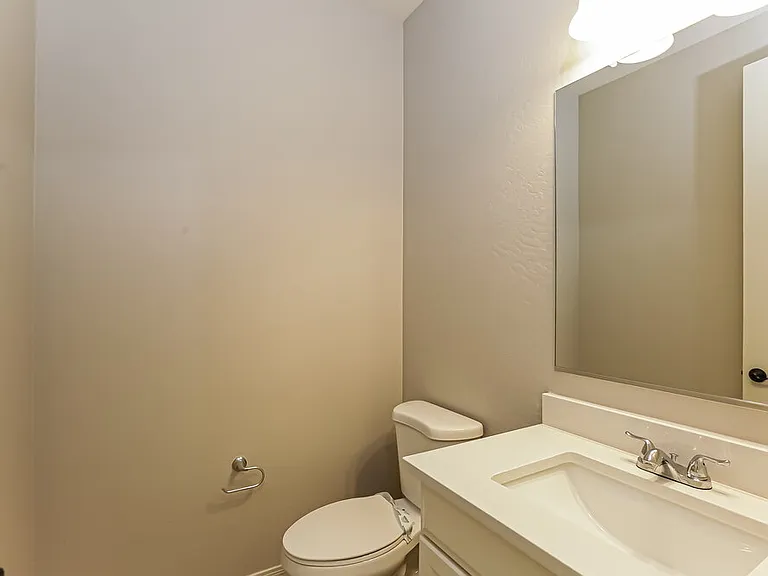 4819 W Saint Anne Ave — Photo 16