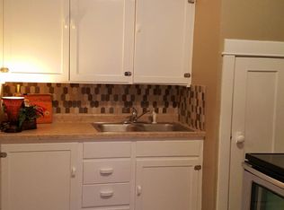 146 S 9th St #1, Salina, KS 67401