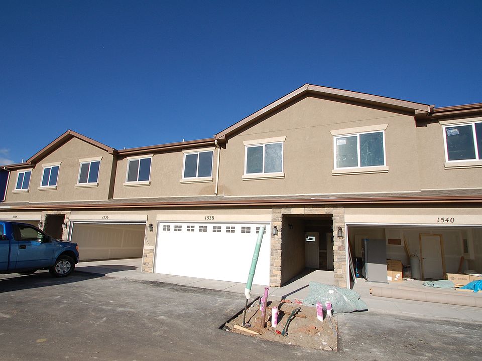 Attached 2-Car Garage