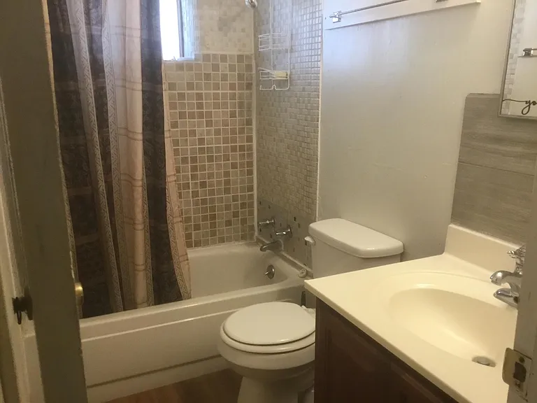 1408 Frontage Rd #B — Photo 2