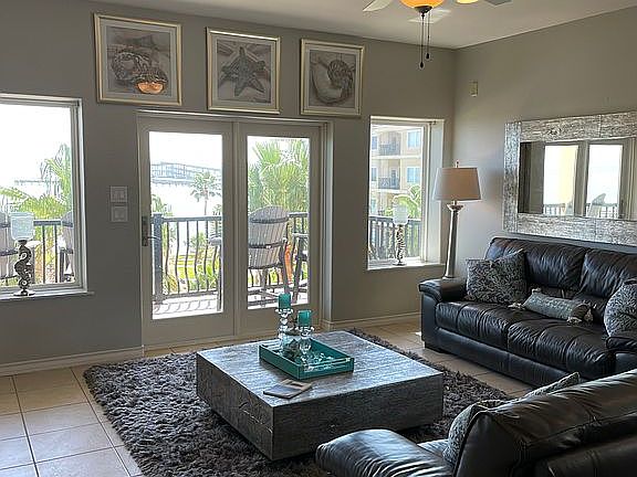 2nd image of 301 E Houston St #3303