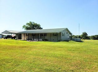 369167 E 1100th Rd, Okemah, OK 74859