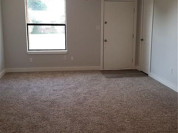 4th image of 712 Holsey Dr