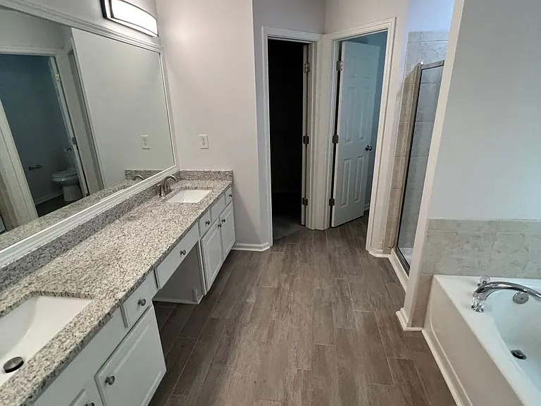 2048 Fosco Dr — Photo 21