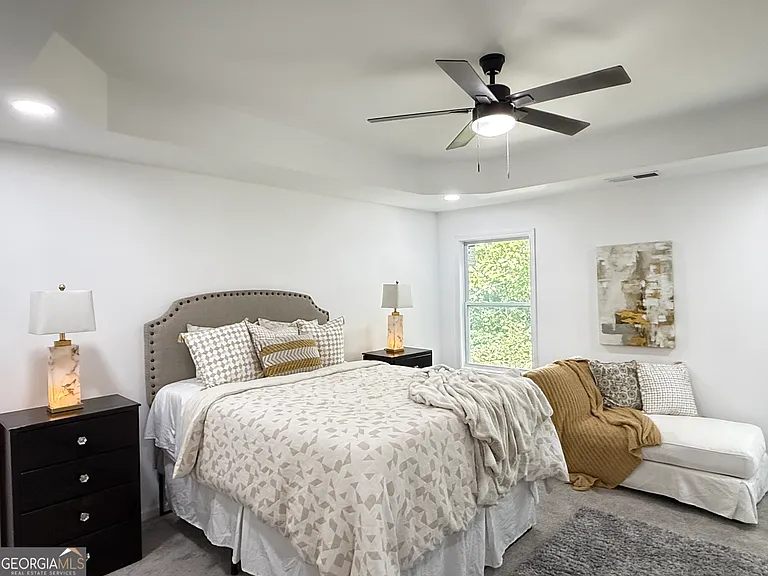 3925 Pine Shore Cir — Photo 16