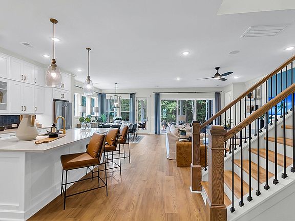 2nd image of 1187 Reserve Ln