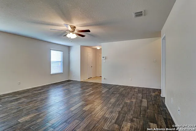 25208 Cambridge Wl — Photo 4