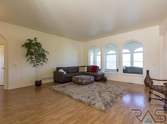 4th image of 7501 S Audie Ave