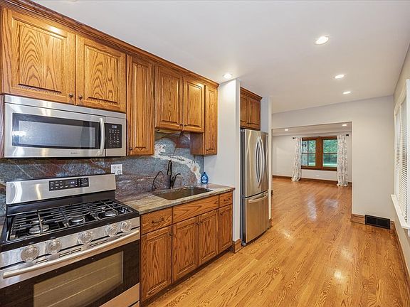 2nd image of 9048 Maple Ave