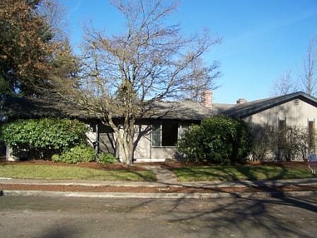2nd image of 2425 Willona Dr