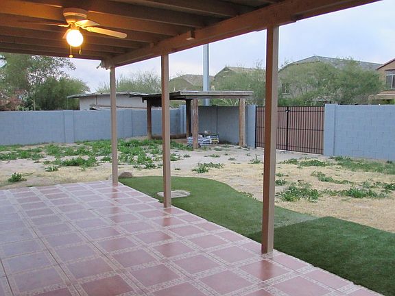 3rd image of 2501 E Campo Bello Dr