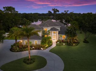 4909 Hubner Cir, Sarasota, FL 34241