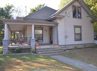 616 S Maple St, Siloam Springs, AR 72761
