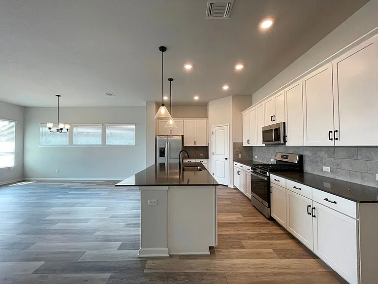 149 Patrick Herndon Dr — Photo 12