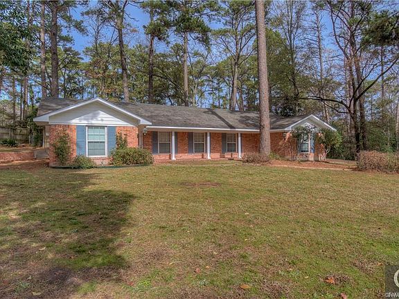 2nd image of 6909 Oak Hill Cir