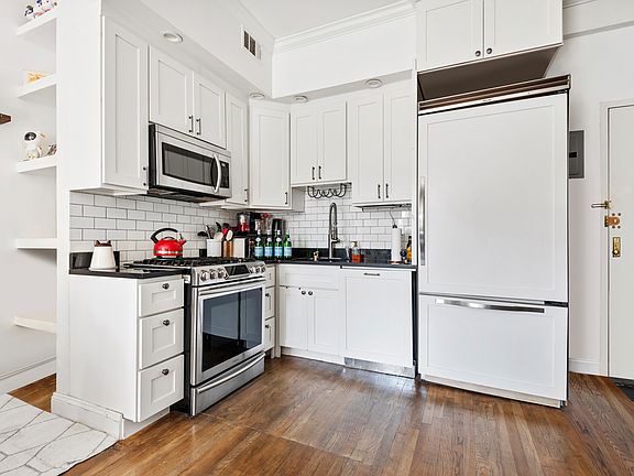 5th image of 421 W 57th St APT 4B