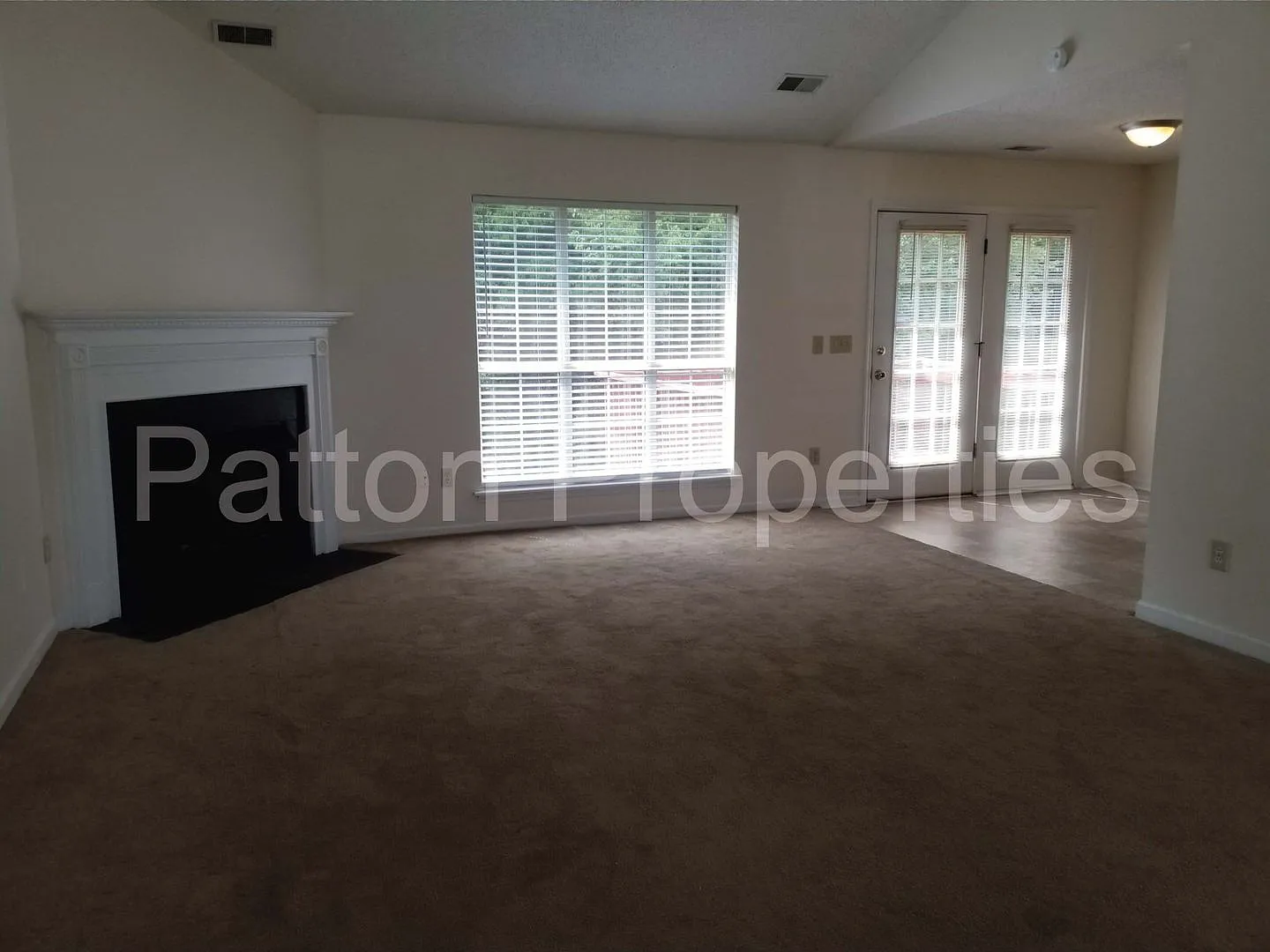 Winslow Home — Photo 2